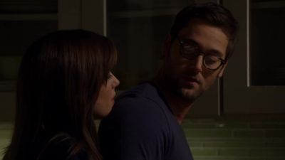 He pulled the tracking chip. - The Blacklist