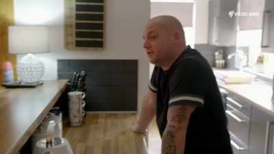 He was punching, really,
to be honest, - Stacey Dooley Sleeps Over