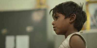 -He put her over his shoulder and ran.
-He carried her over his shoulder and ran? - Crime Stories: India Detectives