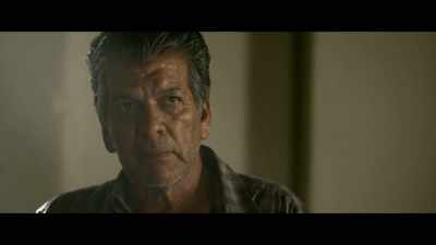 He put three bullets
in his head. - The Last Narc