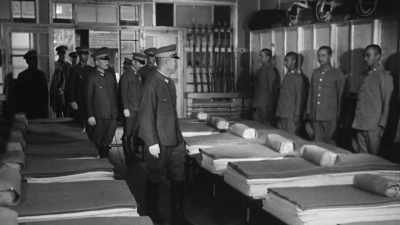 He is respected by his men -- - The Pacific War in Color