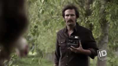 HE RETURNED TO FIND DEBBIE DEAD
FROM ACCIDENTAL ASPHYXIATION. - The Lake Erie Murders