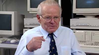 He said he couldn't understand why
I, a chemist, working on fuels, - Aussie Inventions That Changed The World