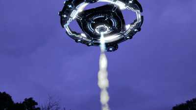 He said that he saw smallpropellors around the perimeter. - Project Blue Book Exposed