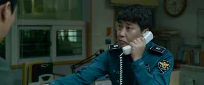 He said he's from Seoul Central Office. - Unstoppable