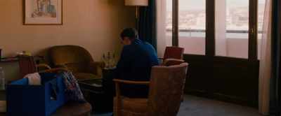 -He sat with her, //stened..
-He was smoking, writing, drinking. - Transit