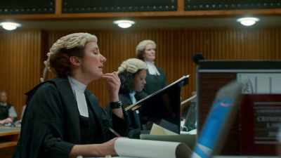 - He seemed... how he always did.
- What about prior to that? - Apple Tree Yard