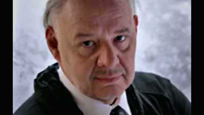 He sent Sophie a screw by post. - Sophie: A Murder in West Cork