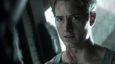 - He set the bar pretty high, didn't he?
- Heh. - Smallville