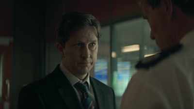 He shot himself.
We couldn't stop him. - The Hunt for Raoul Moat