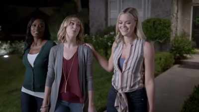 -He should be.
-[honk-honk] - Hall Pass Nightmare