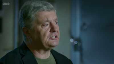 He, sort of, threatened me
at one point and said, you know, - Putin vs the West