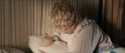 HE SPITS
Ah! Ooh! - Dodger