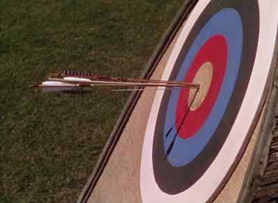 He split Phillip's arrow. - The Adventures of Robin Hood