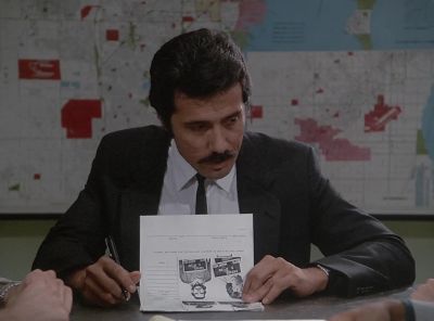 He spotted me.
You better do something
in a hurry. - Miami Vice