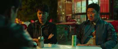 He stabbed Jang Dong-su too - The Gangster, the Cop, the Devil