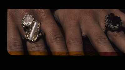 He started putting the jewelry - My Psychedelic Love Story