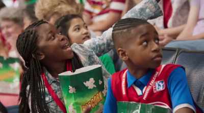 - He started this.
- That's my daddy! - Welcome to Sudden Death