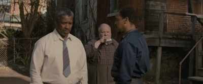 He stayed right there
with his family, - Fences