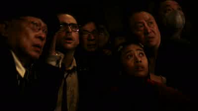 He stopped right above us. - Pacific Rim
