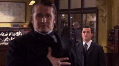 HE STRAINS - Murdoch Mysteries