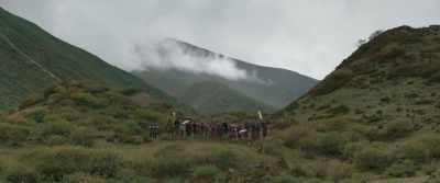 He suddenly stopped singing - Lunana: A Yak in the Classroom