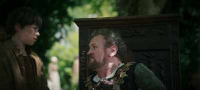 - He has taken ill, sir.
- Mm. Sorry to hear that. - The Serpent Queen