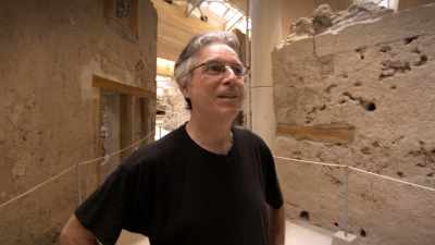 He talks about
a civilization, and there
must be a point of origin. - Atlantis Rising