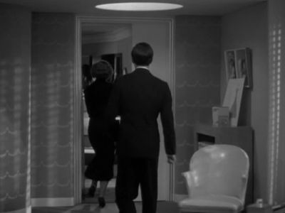 He thinks everybody ought to live in an auto trailer - Double Wedding