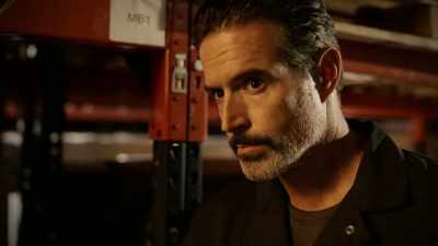 He thinks that
he's still in on this, - History's Greatest Heists with Pierce Brosnan