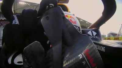 He has to give that back. - Formula 1: Drive to Survive