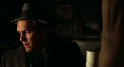 हे टॉम, चांगला व्यवसाय आहे. - The Godfather