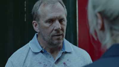 He tried to revive the victim, - London Kills