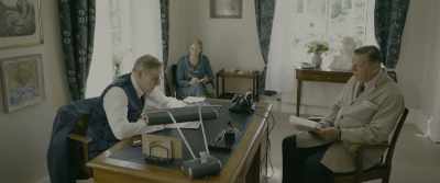 He has two children,
and his wife's pregnant. - Into the Darkness