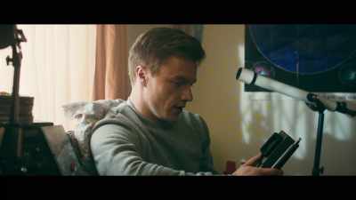 He used to love everything
sort of radios and signals. - War of the Worlds: The Attack