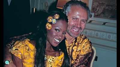 He was very sensitive to feeling me,
like, he pushed me. - The Super Models