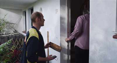 He was very well locked: Mail bombs. - Toni Erdmann