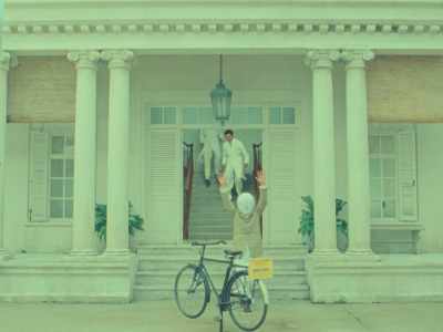 He walked to a bicycle,
mounted it, and pedaled a figure-eight. - The Wonderful Story of Henry Sugar and Three More
