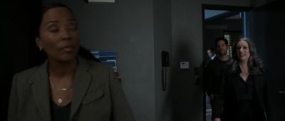He walked in? - Criminal Minds