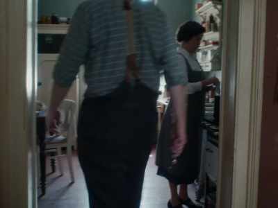 - He wanted to return to his bird.
- Don't call her that! - Fabian: Going to the Dogs
