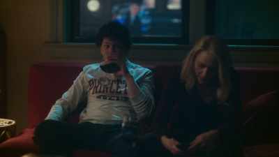 He watched her enjoy
the performative - Fleishman Is in Trouble