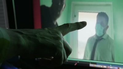 He will be talking, watching,
gathering information. - Killers: Caught on Camera