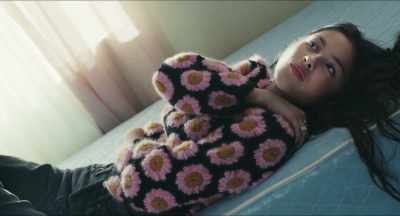 He was with someone else, which was…
[scoffs] …like, devastating to me. - OLIVIA RODRIGO: driving home 2 u (a SOUR film)