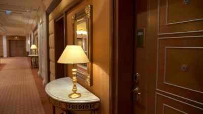He would no doubt have been
in the Ritz-Carlton, - Kingdom of Silence