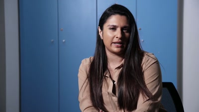 He would sometimes make
comments about her appearance, - Killers: Caught on Camera