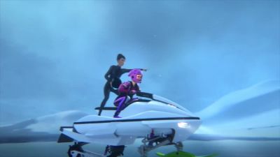 Head for the wall! - Fast & Furious Spy Racers