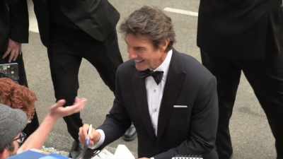 Headlines and
articles were emphatic, - Tom Cruise: The Last Movie Star