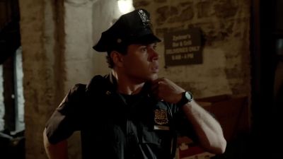 Heads up around back. - Blue Bloods