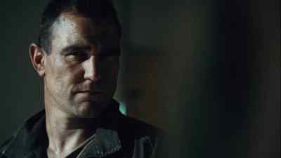 - Heads up, dad!
- Dash! - The Condemned
