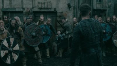 (HEAHMUND BREATHING HEAVILY) - Vikings